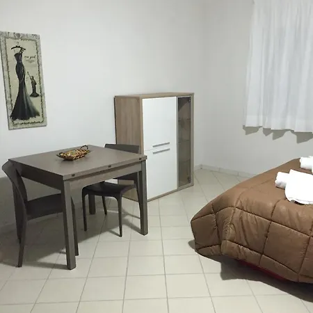 Guest House Suite Πανσιόν Όλμπια