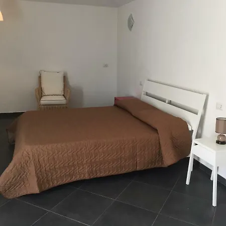Guest House Suite Πανσιόν