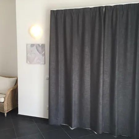 Πανσιόν Guest House Suite 4*