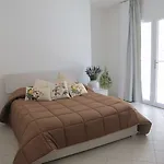 Guest House Suite Πανσιόν