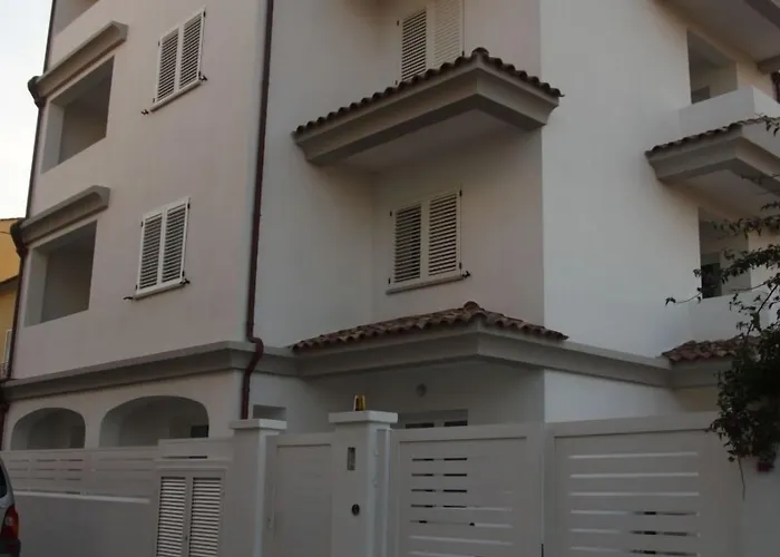 Guest House Suite 3*